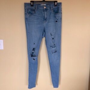 Levi ripped 720 High Rise Super Skinny Jeans 32
